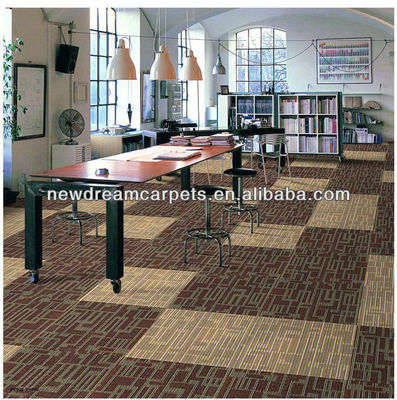 100 bij 100 Grootte Loop Pile Office brandwerend tapijttegel voor Canton Carpet Manufactured