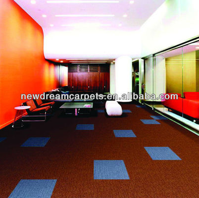 100 bij 100 Grootte Loop Pile Office brandwerend tapijttegel voor Canton Carpet Manufactured