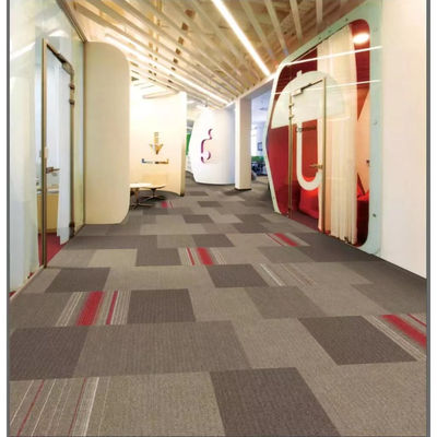 Op maat gemaakte 50x50 Nylon Printing Hotel Carpet Tile voor kantoor- en commerciële vloeren