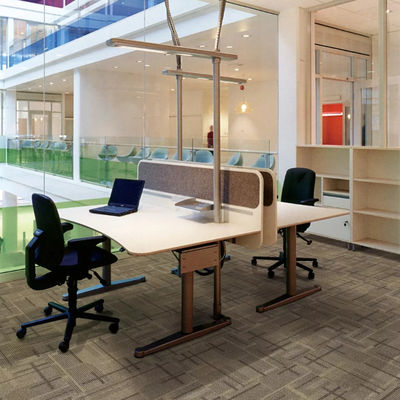 50x50 Afneembare modulaire kantoor tapijttegels 3 kg/m2 Rechthoek voor professionele ruimtes