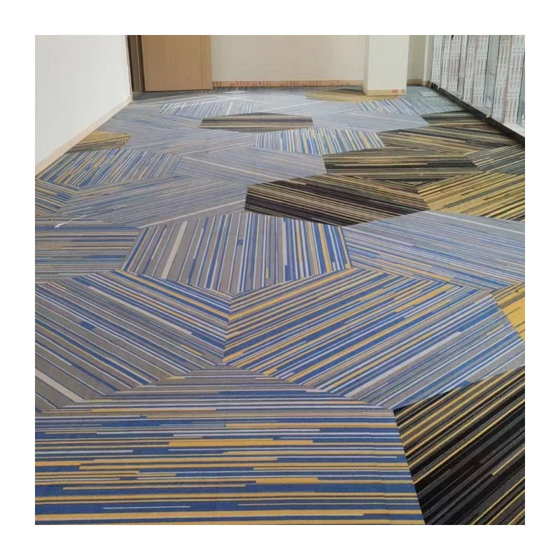 Bedrijfsruimte Plush Print Luxe tapijttegels 50x50 60.96x60.96 Tile Hotel tapijt