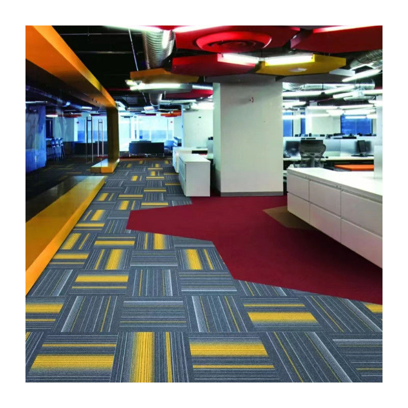Op maat gemaakte 50x50 Nylon Printing Hotel Carpet Tile voor kantoor- en commerciële vloeren